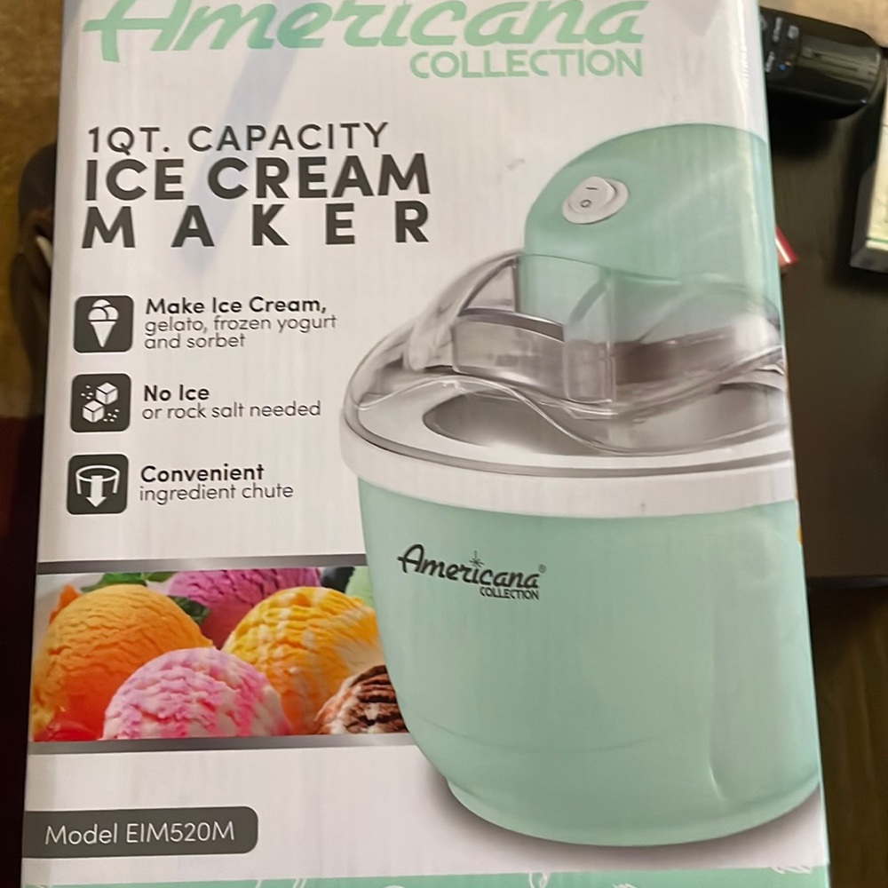 Americana 1qt ice cream maker